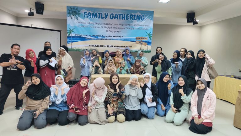 Family gathering tk aba 12