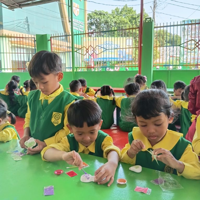 Kegiatan mahasiswa pkl di tk aba 12